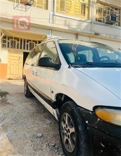 دودج كارافان